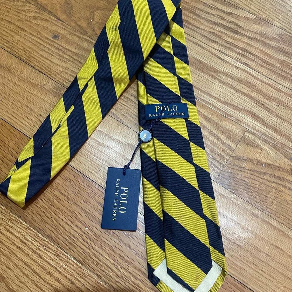 Ralph Lauren Navy and Yellow Striped Men's Tie - Picture 9 of 11